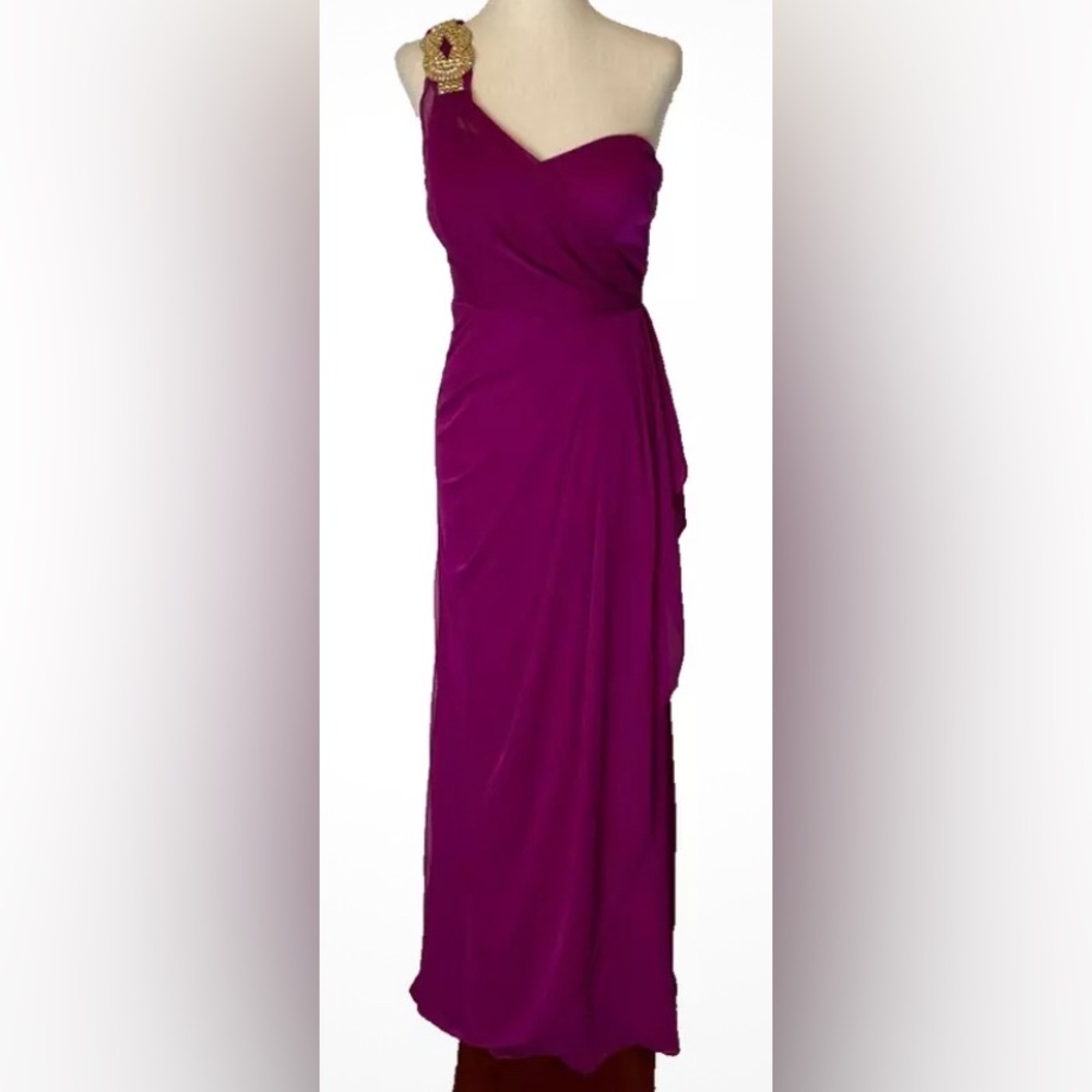 Xscape Elegant Evening Prom Gown Plum Color Size 4  Dress Gold Embellishment.